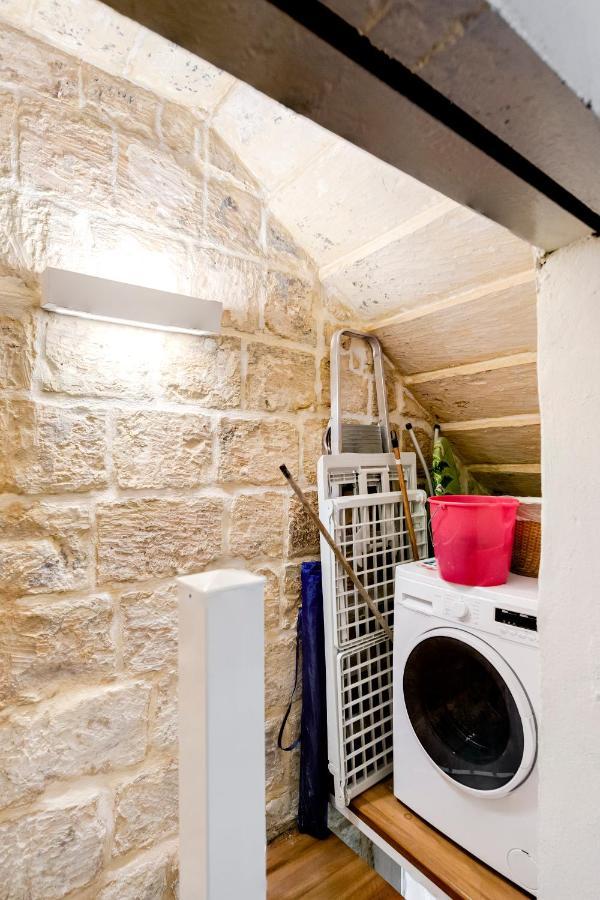Chic, Stylish 1 Bedroom Maisonette - Close To Valletta Il-Furjana Exterior foto